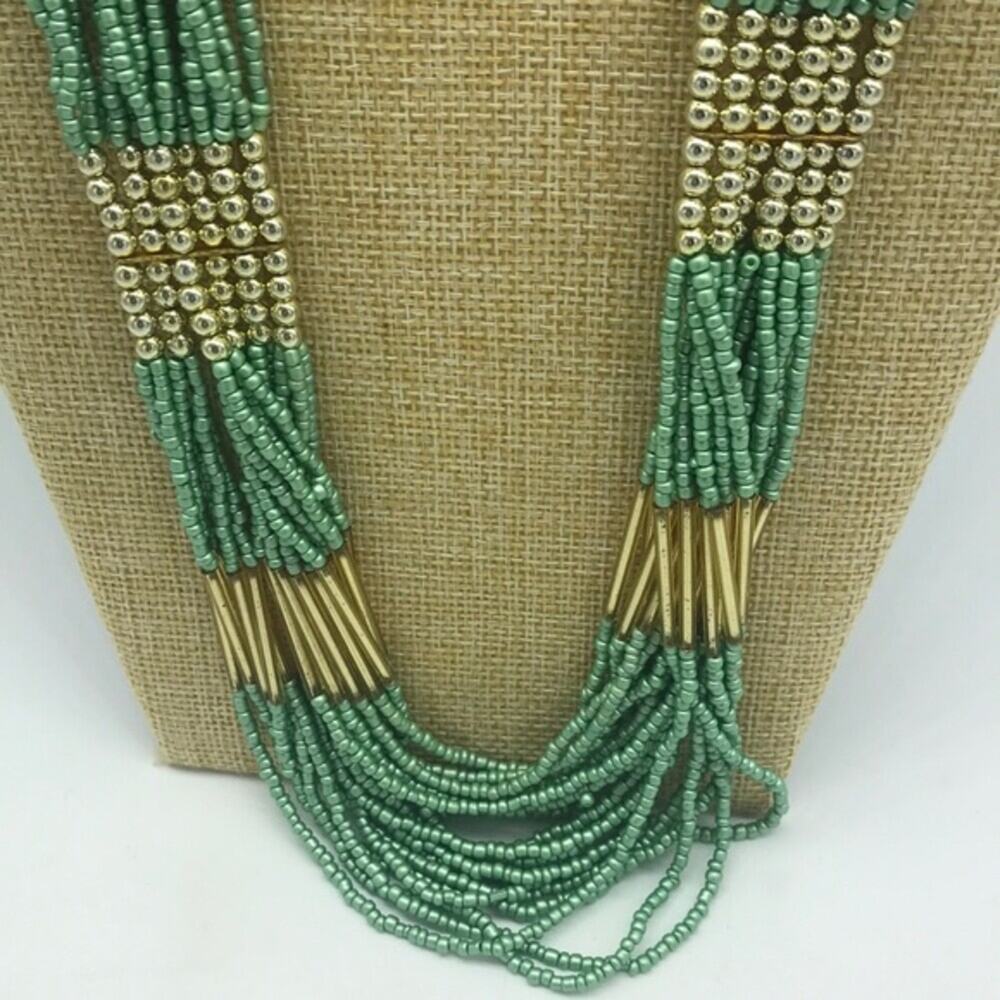 Sea Foam Green And Gold Tone Seed Bead Necklace